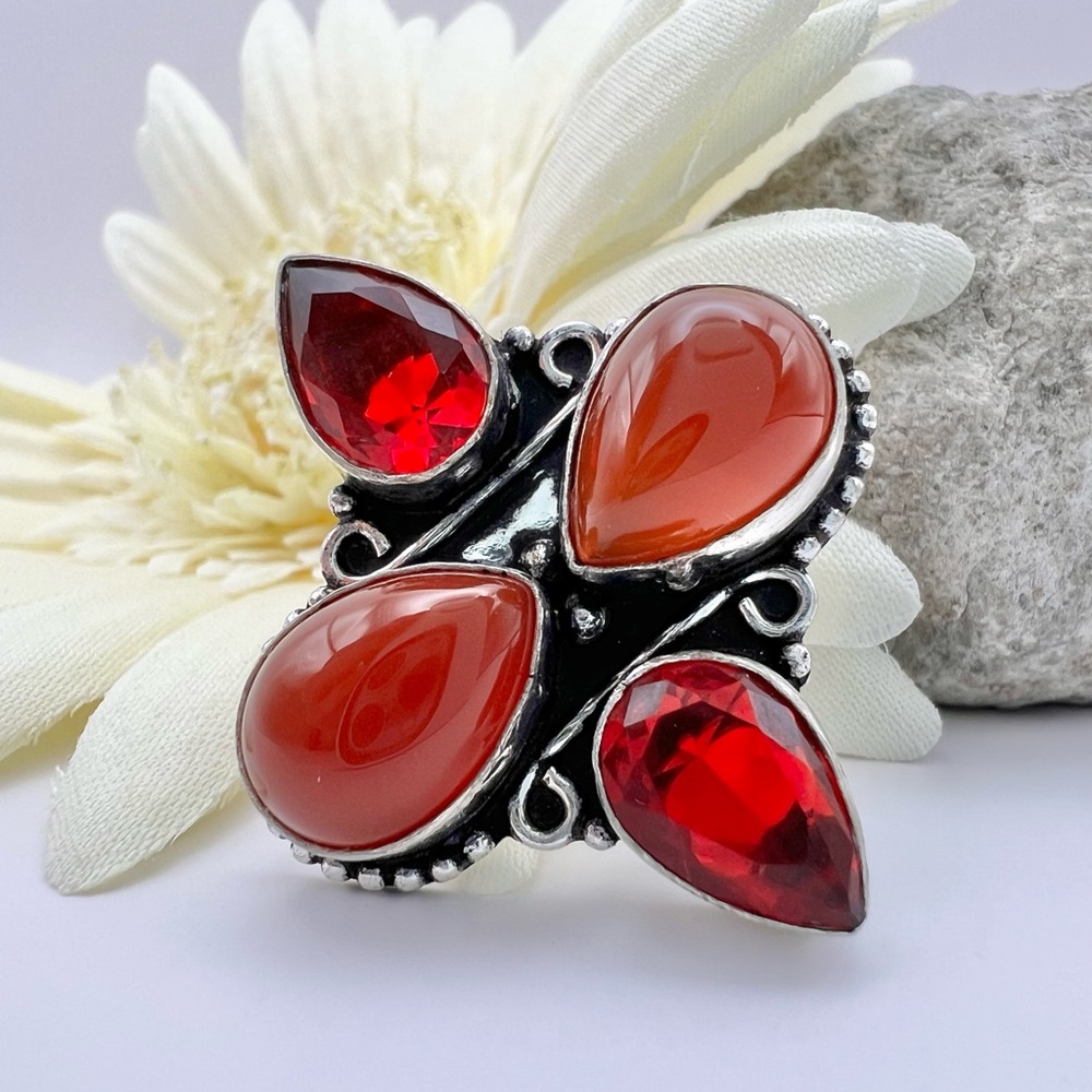 CARNELIAN/GARNET RING